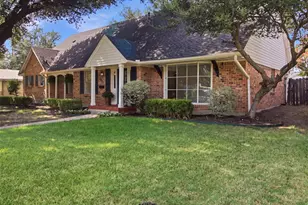 3651 Courtdale Dr, Farmers Branch, TX 75234 - Photo 2