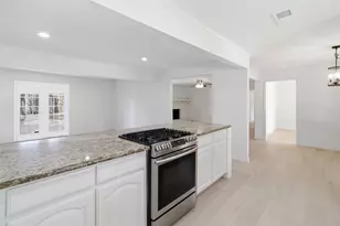 3651 Courtdale Dr, Farmers Branch, TX 75234 - Photo 8