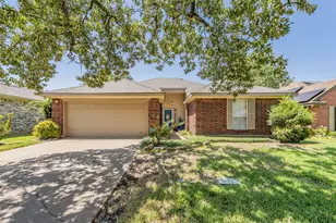 1108 Middlebury Ln, Euless, TX 76040 - Photo 1