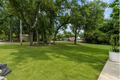 1400 E Lake Drive, Weatherford, TX 76087 - Photo 18