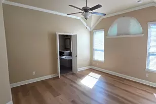 2294 Wind Meadow Ln, Lewisville, TX 75056 - Photo 12