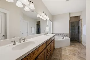 610 Seeport Dr, Allen, TX 75013 - Photo 6