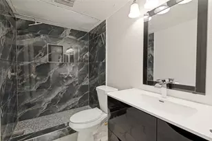 2640 Santiago Cir, Grand Prairie, TX 75052 - Photo 10