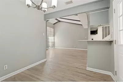 2640 Santiago Circle, Grand Prairie, TX 75052 - Photo 6