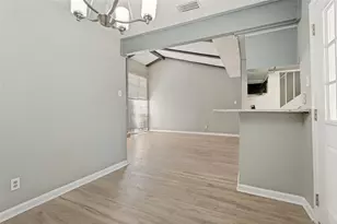 2640 Santiago Cir, Grand Prairie, TX 75052 - Photo 6