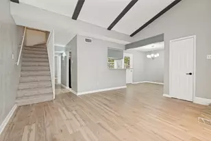 2640 Santiago Cir, Grand Prairie, TX 75052 - Photo 4