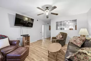 816 SW Sundown Trail, Burleson, TX 76028 - Photo 6