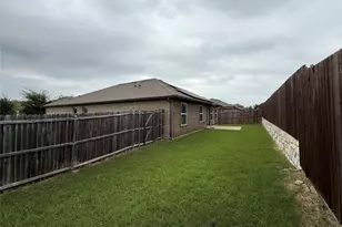 1113 Meadow Side Dr, Princeton, TX 75407 - Photo 20