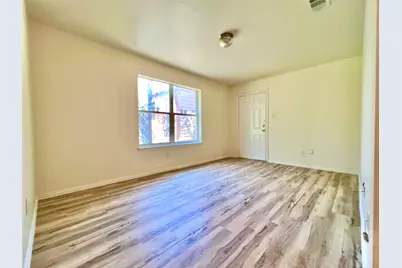5004 Chapman Street, Fort Worth, TX 76105 - Photo 4