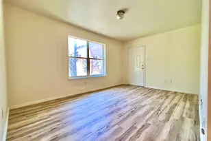 5004 Chapman St, Fort Worth, TX 76105 - Photo 4