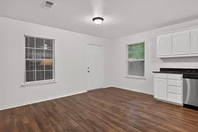 1002 Pine Street, Bonham, TX 75418 - Photo 6