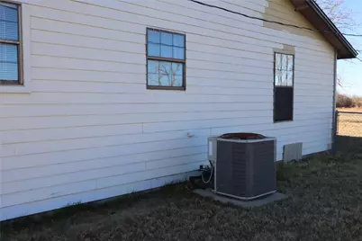 225 County Road 472, Ranger, TX 76470 - Photo 36