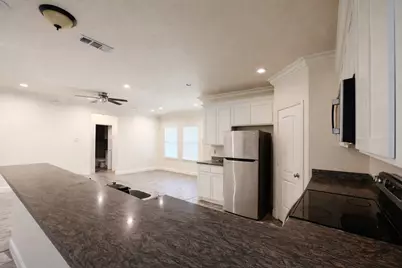 2550 Eugene Street, Dallas, TX 75215 - Photo 8
