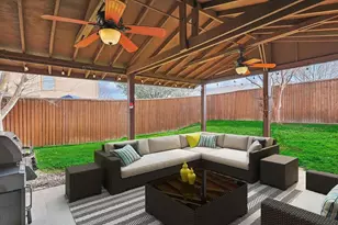 1404 Ross Dr, Lewisville, TX 75067 - Photo 18