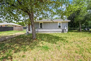 6337 Renwood Dr, Fort Worth, TX 76140 - Photo 4