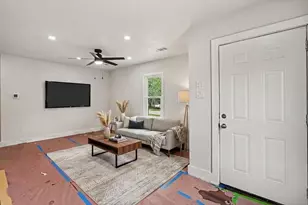 6337 Renwood Dr, Fort Worth, TX 76140 - Photo 6