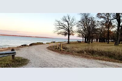 1963 Hillcrest Circle, Gordonville, TX 76245 - Photo 10