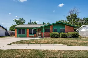 5213 Bonnie Wayne St, Haltom City, TX 76117 - Photo 1
