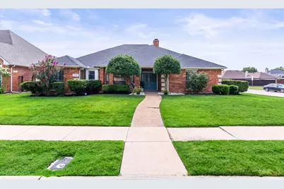 9021 Silverdollar Trail, Irving, TX 75063 - Photo 2