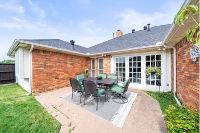 9021 Silverdollar Trail, Irving, TX 75063 - Photo 26