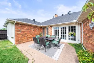 9021 Silverdollar Trail, Irving, TX 75063 - Photo 26