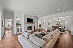 9021 Silverdollar Trail, Irving, TX 75063 - Photo 8