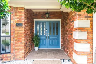 9021 Silverdollar Trail, Irving, TX 75063 - Photo 4