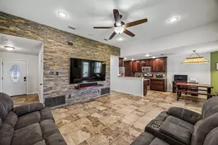 206 King George Way, Ponder, TX 76259 - Photo 4