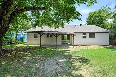 321 NW Wintercrest Road, Burleson, TX 76028 - Photo 14