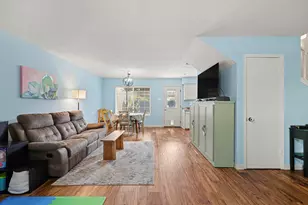 311 Towne House Ln, Richardson, TX 75081 - Photo 2