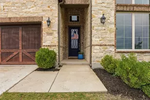 10322 Trail Ridge Dr, Fort Worth, TX 76126 - Photo 4