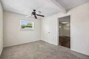 4426 Kelton Dr, Dallas, TX 75209 - Photo 14