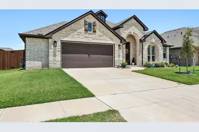 121 Claywood Drive, Glenn Heights, TX 75154 - Photo 2