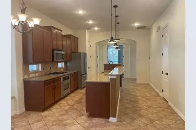 2444 Sunderland Lane, Lewisville, TX 75067 - Photo 2
