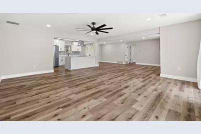 8635 Strathmore Drive, Dallas, TX 75238 - Photo 14