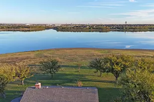 679 Doe Creek Rd, Little Elm, TX 75068 - Photo 6