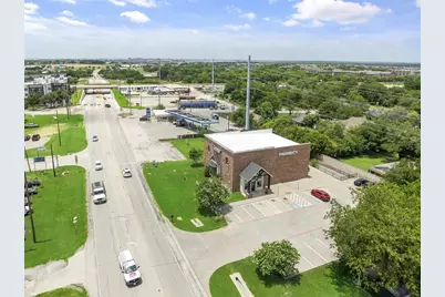 207 E Byron Nelson Boulevard, Roanoke, TX 76262 - Photo 12