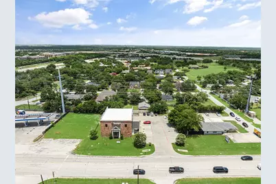 207 E Byron Nelson Boulevard, Roanoke, TX 76262 - Photo 4