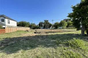 1400 E Morphy St, Fort Worth, TX 76104 - Photo 1