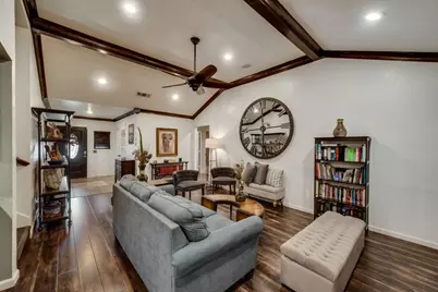 6708 Olivewood Drive, Arlington, TX 76001 - Photo 4