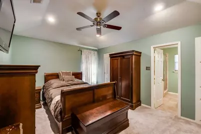 6708 Olivewood Drive, Arlington, TX 76001 - Photo 12