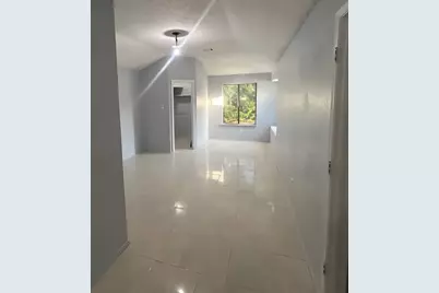 330 Valley Spring Drive, Arlington, TX 76018 - Photo 8