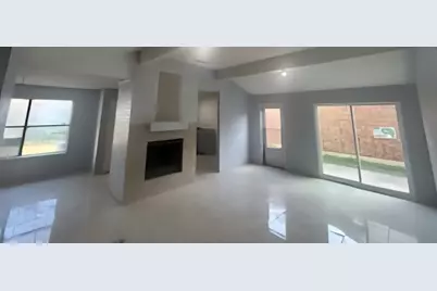 330 Valley Spring Drive, Arlington, TX 76018 - Photo 2