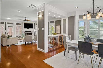 2702 Lawtherwood Court, Dallas, TX 75214 - Photo 8