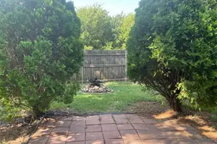 820 Eagle Dr, Saginaw, TX 76131 - Photo 12