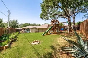 3403 Sunset Oaks St, Dalworthington Gardens, TX 76016 - Photo 26