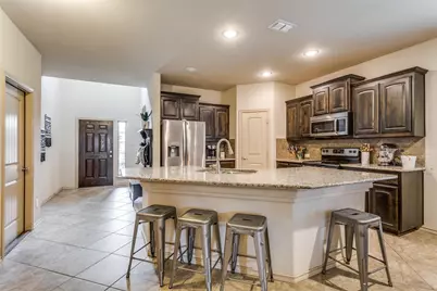 4701 Green River Drive, Denton, TX 76208 - Photo 4