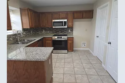 2004 Island View Court, Mesquite, TX 75149 - Photo 2