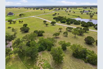 7129 Royal Birkdale Drive, Cleburne, TX 76033 - Photo 14