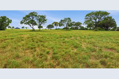 7129 Royal Birkdale Drive, Cleburne, TX 76033 - Photo 8